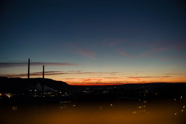 warm image of post sunset, taken with the Leica M9 warm image of post sunset, taken with the Leica M9